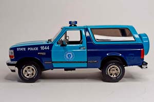 FORD BRONCO MASSACHUSETTS POLICE 1:18 GREENLIGHT — фото 4
