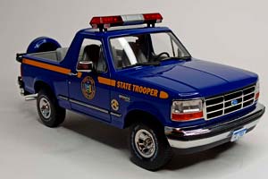 FORD BRONCO XLT NEW YORK POLICE 1:18 GREENLIGHT — фото 3