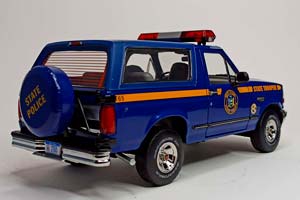 FORD BRONCO XLT NEW YORK POLICE 1:18 GREENLIGHT — фото 9