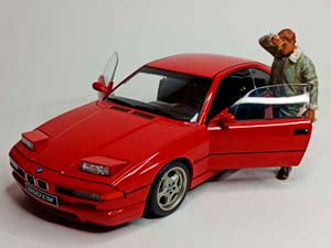 BMW 850CSI E31 RED SOLIDO 1:18 — фото 4