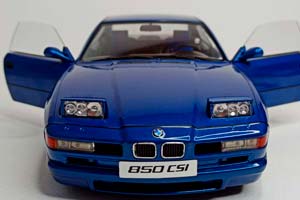 BMW 850CSI E31 BLUE SOLIDO 1:18 — фото 3