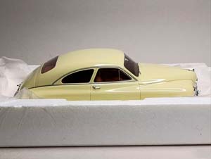 PACKARD DELUXE CLUB SEDAN 2-DOOR 1:18 BOS — фото 8