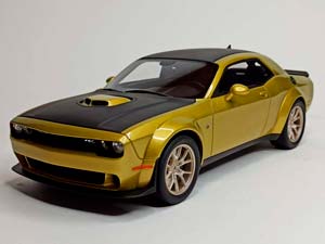 DODGE CHALLENGER R/T SCAT PACK WIDEBODY 1:18