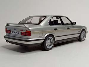 BMW ALPINA B10 4,8 (E34) SILVER 1:18 MCG — фото 7