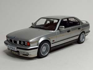 BMW ALPINA B10 4,8 (E34) SILVER 1:18 MCG — фото 1