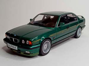 BMW ALPINA B10 4,6 (E34) GREEN 1:18 — фото 9