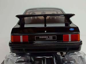 FORD SIERRA COSWORTH BLACK 1:18 IXO — фото 4