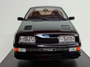 FORD SIERRA COSWORTH BLACK 1:18 IXO — фото 6