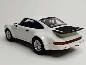 PORSCHE 911 SC RS 1984 GT SPIRIT 1:18 — фото 3