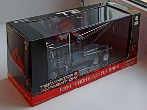 FREIGHTLINER FLA 9664 1984 ИЗ ТЕРМИНАТОРА 1:43 — фото 10