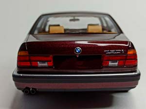 BMW 730I (E32) DARK RED 1:18 MINICHAMPS — фото 6