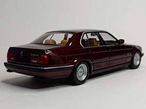 BMW 730I (E32) DARK RED 1:18 MINICHAMPS — фото 7
