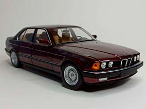 BMW 730I (E32) DARK RED 1:18 MINICHAMPS — фото 8