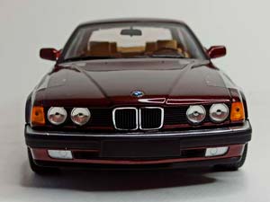BMW 730I (E32) DARK RED 1:18 MINICHAMPS — фото 9