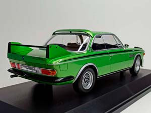 BMW 3.0 CSL (E9) 1:18 MINICHAMPS — фото 5