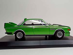 BMW 3.0 CSL (E9) 1:18 MINICHAMPS — фото 6