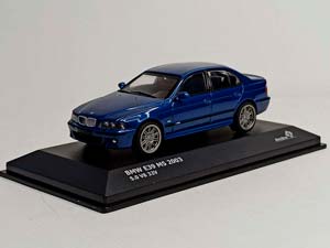 BMW M5 (E39) 5.0 V8 32V SOLIDO 1:43 — фото 4