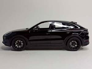 PORSCHE CAYENNE S COUPE 2019 NOREV 1:18 — фото 4