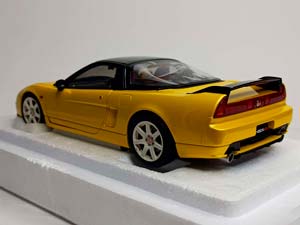 HONDA NSX-R (NA2) YELLOW 1:18 AUTOART — фото 2