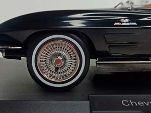 CHEVROLET CORVETTE STING RAY CABRIO 1963 1:18 — фото 4