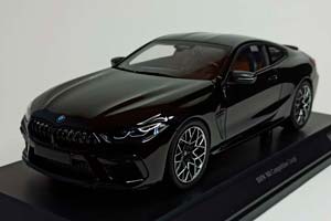 BMW M8 COUPE 2020 BLACK MINICHAMPS 1:18
