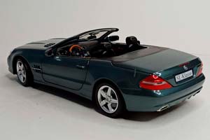 MERCEDES SL (R230) РЕСТАЙЛИНГ 2008 MINICHAMPS 1:18 — фото 4