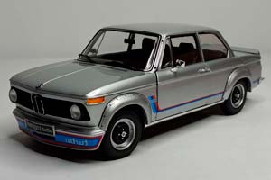 BMW 2002 TURBO SILVER 1:18 KYOSHO