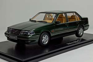 VOLVO 960 DARK OLIVE PEARL 1:18