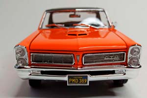 PONTIAC GTO 1965 MAISTO 1:18 — фото 9