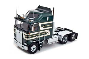 KENWORTH K100 AERODYNE GREEN 1:18 ROAD KING