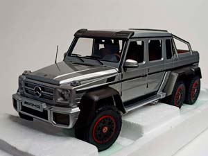 MERCEDES G63 AMG 6X6 2013 AUTOART 1:18