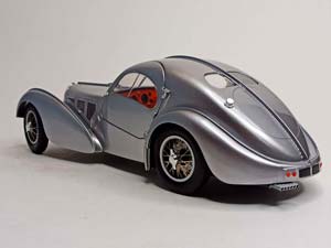 BUGATTI TYP 57 SC ATLANTIC 1:18 SOLIDO — фото 5