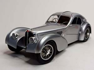 BUGATTI TYP 57 SC ATLANTIC 1:18 SOLIDO