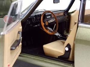 ALFA ROMEO 2000 GTV 1973 NOREV 1:18 — фото 4