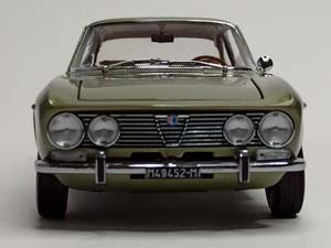 ALFA ROMEO 2000 GTV 1973 NOREV 1:18 — фото 7