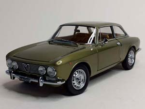 ALFA ROMEO 2000 GTV 1973 NOREV 1:18