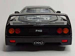 FERRARI F40 1987 BLACK 1:18 KK SCALE — фото 3