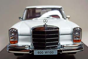 MERCEDES 600 PULLMAN LWB (W100) KK SCALE 1:18 — фото 7