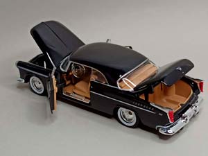 CHRYSLER 300C 1955 BLACK 1:24 MOTORMAX — фото 2