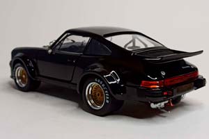 PORSCHE 934 RSR BLACK 1:18 SCHUCO — фото 3