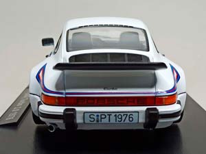 PORSCHE 911(930) TURBO 3.0 1976 KK SCALE 1:18 — фото 4