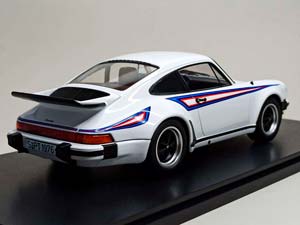 PORSCHE 911(930) TURBO 3.0 1976 KK SCALE 1:18 — фото 5