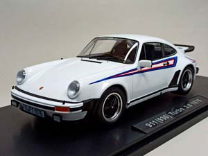 PORSCHE 911(930) TURBO 3.0 1976 KK SCALE 1:18