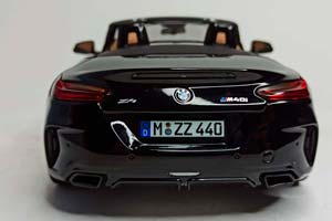 BMW Z4 2019 BLACK 1:18 NOREV — фото 4