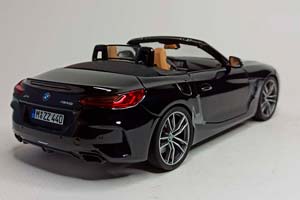 BMW Z4 2019 BLACK 1:18 NOREV — фото 5