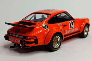 PORSCHE 934 RSR JAGERMEISTER #12 1976 SCHUCO 1:18 — фото 6