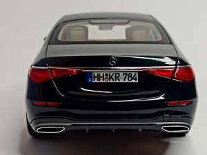 MERCEDES S CLASS AMG LINE (W223) GREEN 1:18 NOREV — фото 5