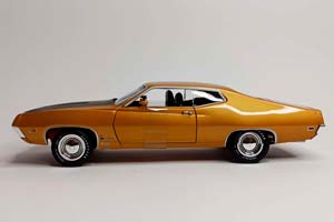 FORD TORINO COBRA 1970 AUTOWORLD 1:18 — фото 3