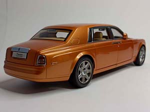 ROLLS-ROYCE PHANTOM EWB 1:18 KYOSHO — фото 5