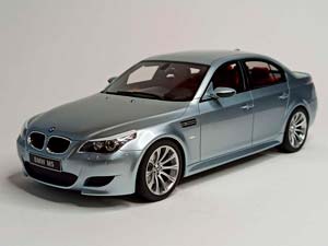 BMW M5 SILVER LIMITED EDITION 1:18 OTTOMOBILE